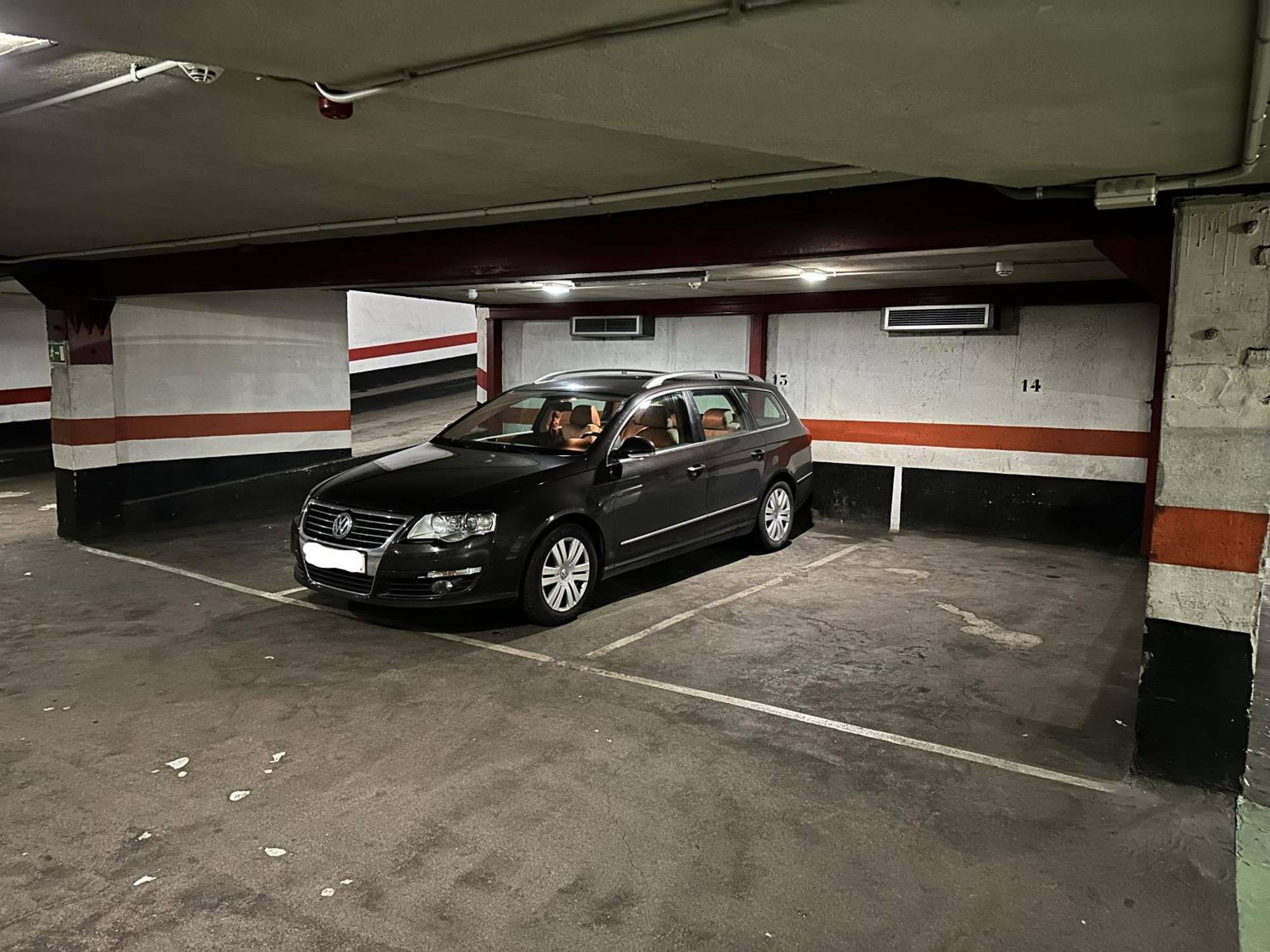 Bilbao Premium With Parking By Aston Rentals Экстерьер фото